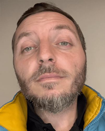 <a href="#testimonial7"><i class="fa-brands fa-youtube"></i> Vezi Video</a>